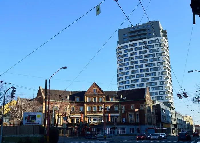 Premiere Oldtown - Amazing Views Apartment